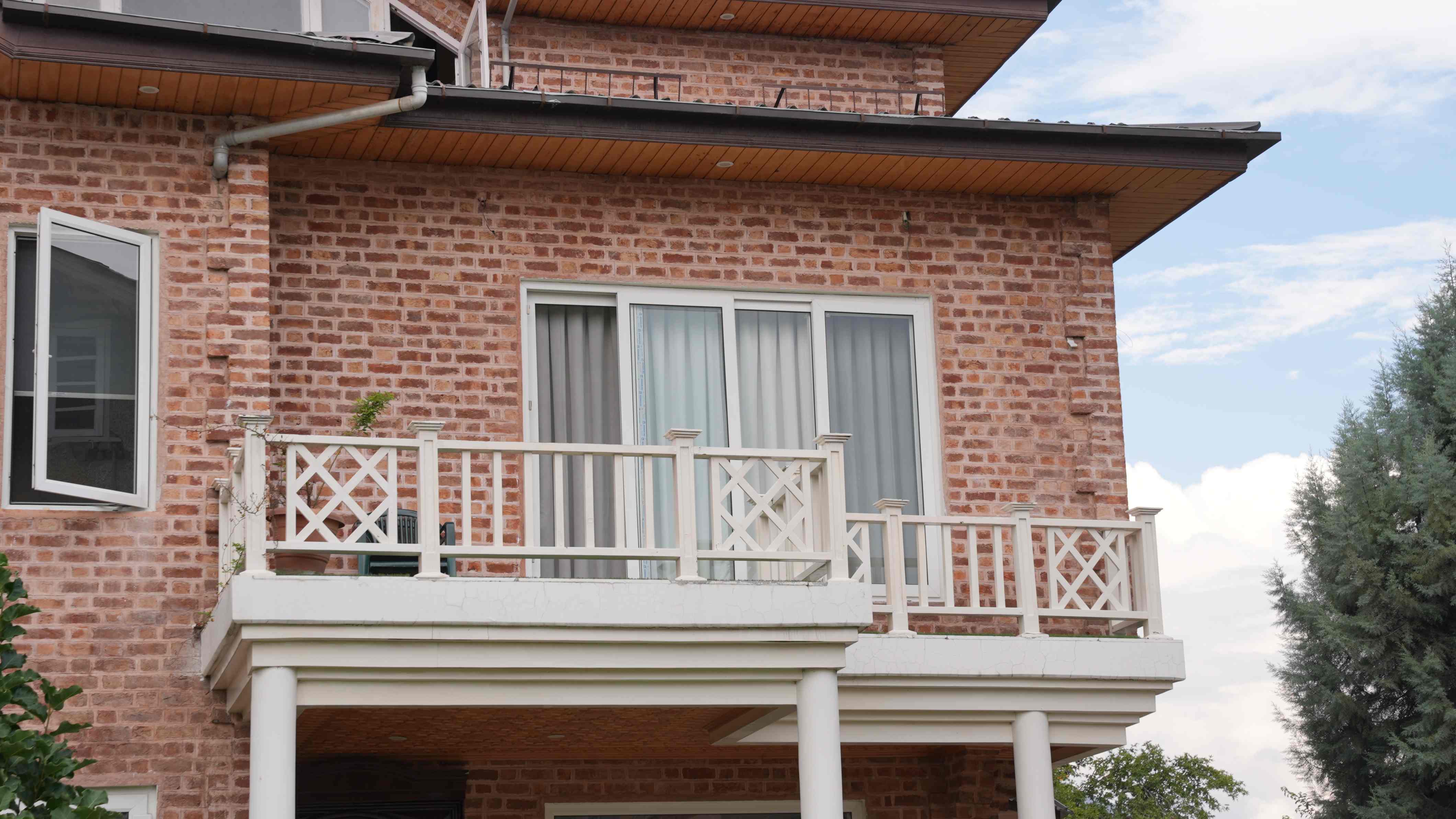 Bedroom installation